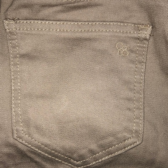 Jéssica Simpson Maternity pants - Picture 5 of 6